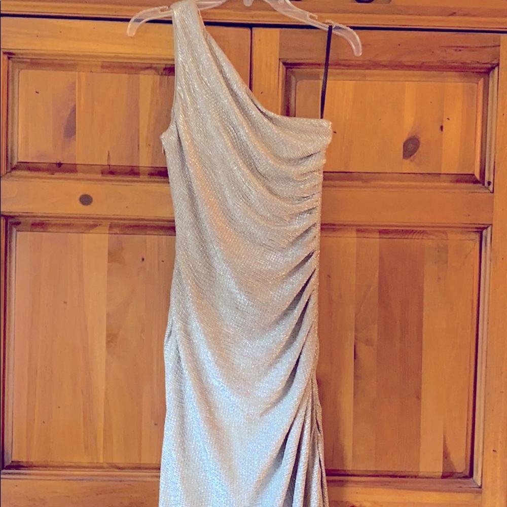 Worn to the EMMY awards! Gold metallic gown!